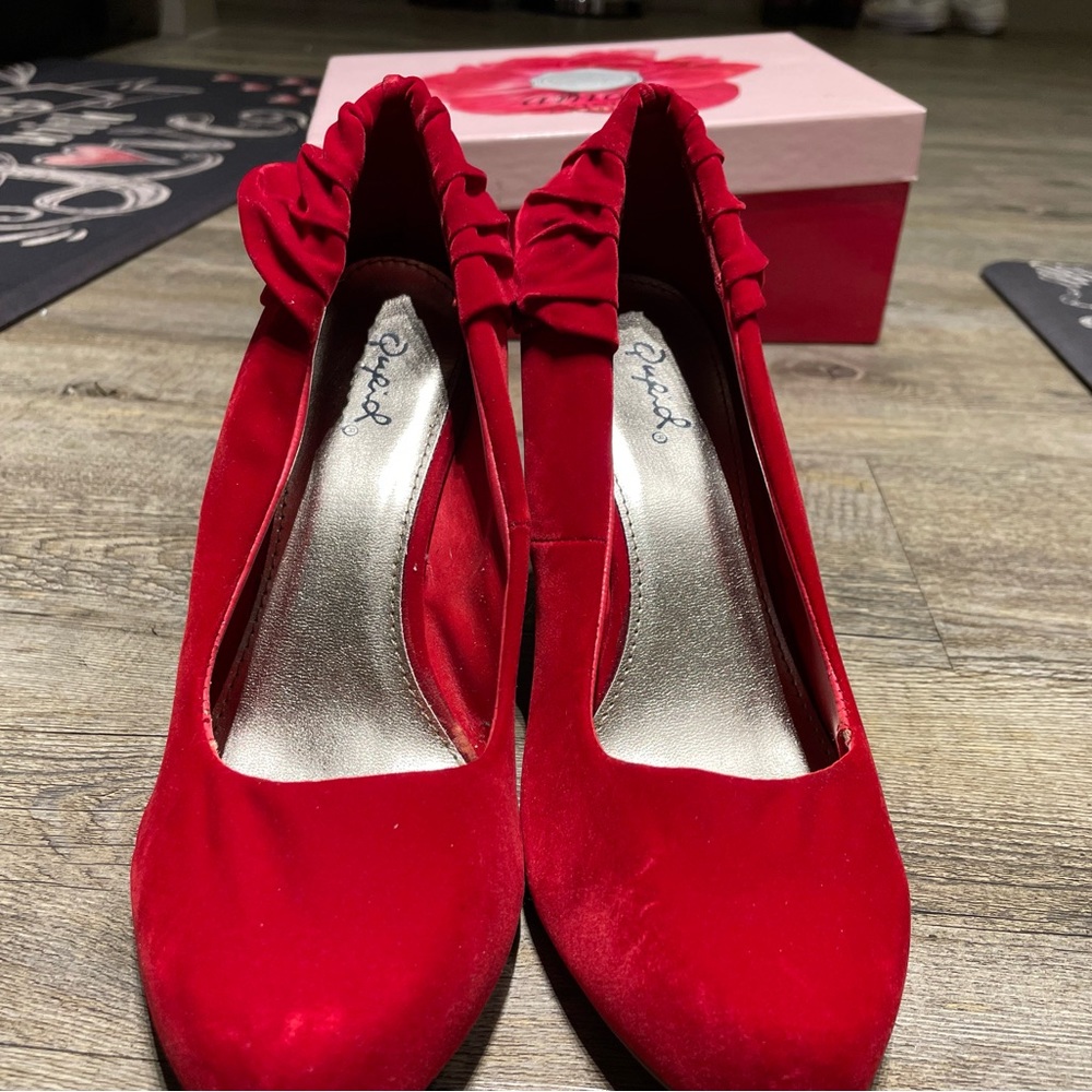Red wedge heel - Picture 2 of 5